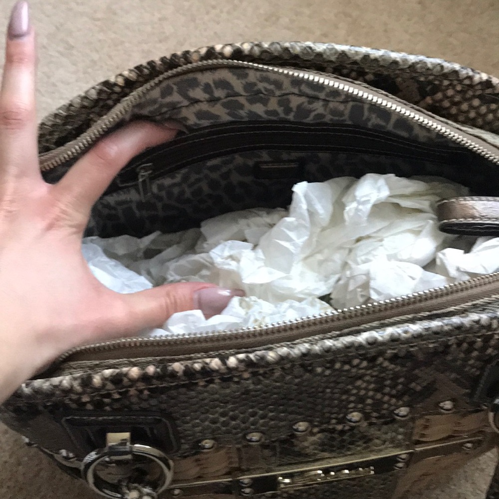 Purse - Picture 5 of 7